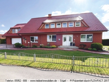 Gepflegtes Zweifamilienhaus – fast Alleinlage! Esterwegen! Emsland Immobilien!, 26897 Esterwegen, Zweifamilienhaus